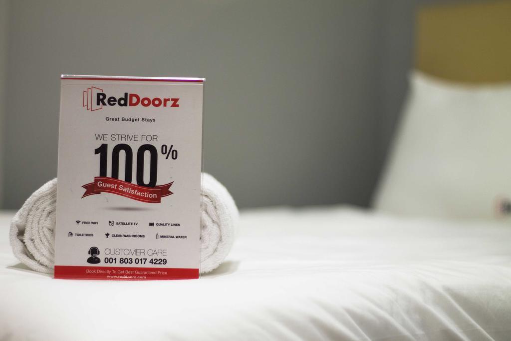 Reddoorz Plus @ Candrawulan Buahbatu バンドゥン エクステリア 写真